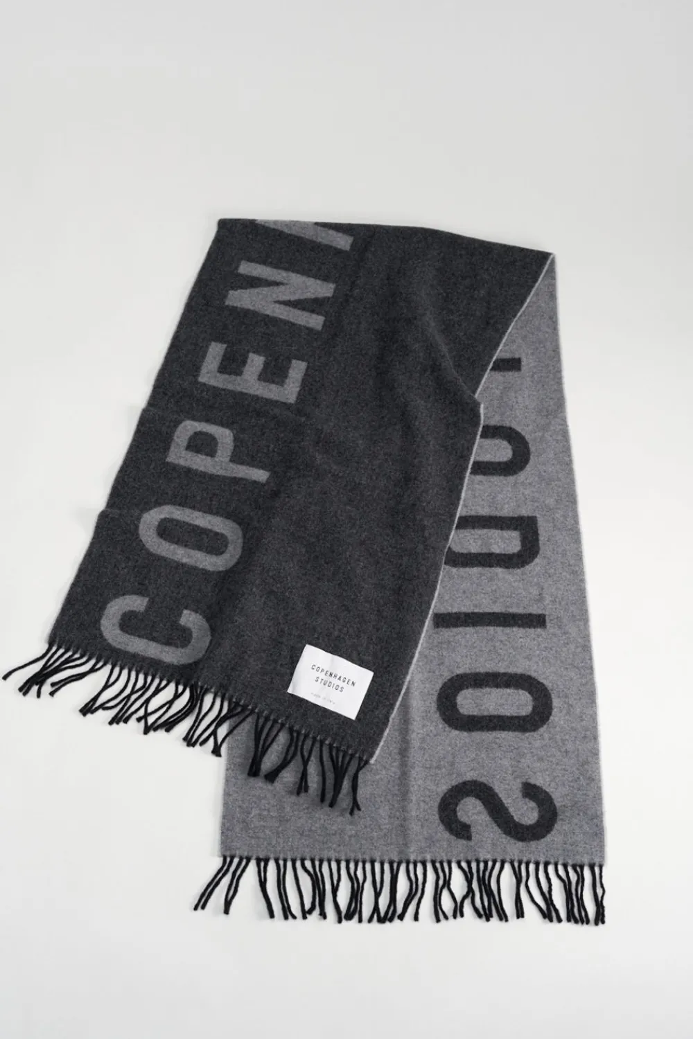 COPENHAGEN STUDIOS Cph Shawl 1 Wool Mix- Sjaals