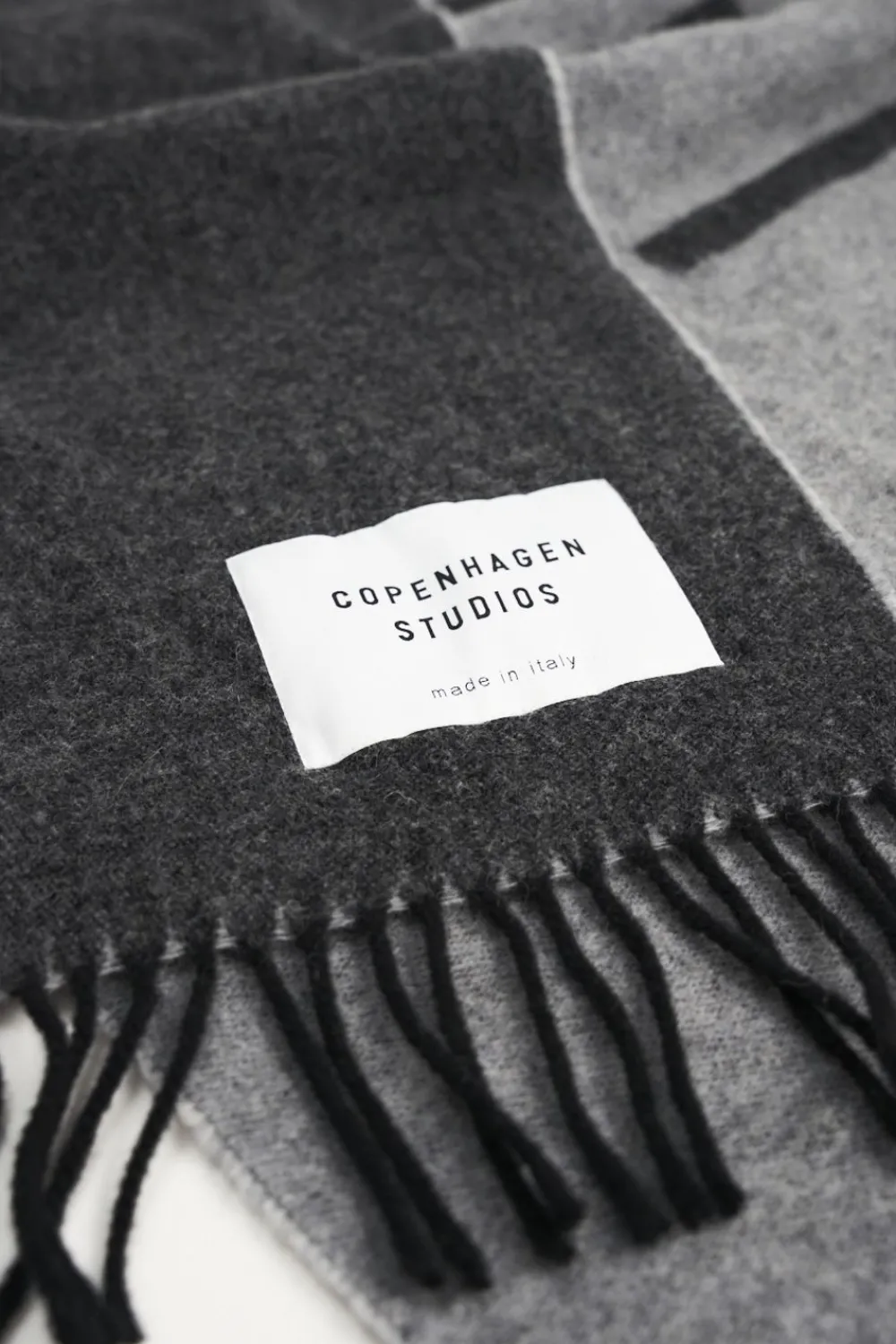 COPENHAGEN STUDIOS Cph Shawl 1 Wool Mix- Sjaals