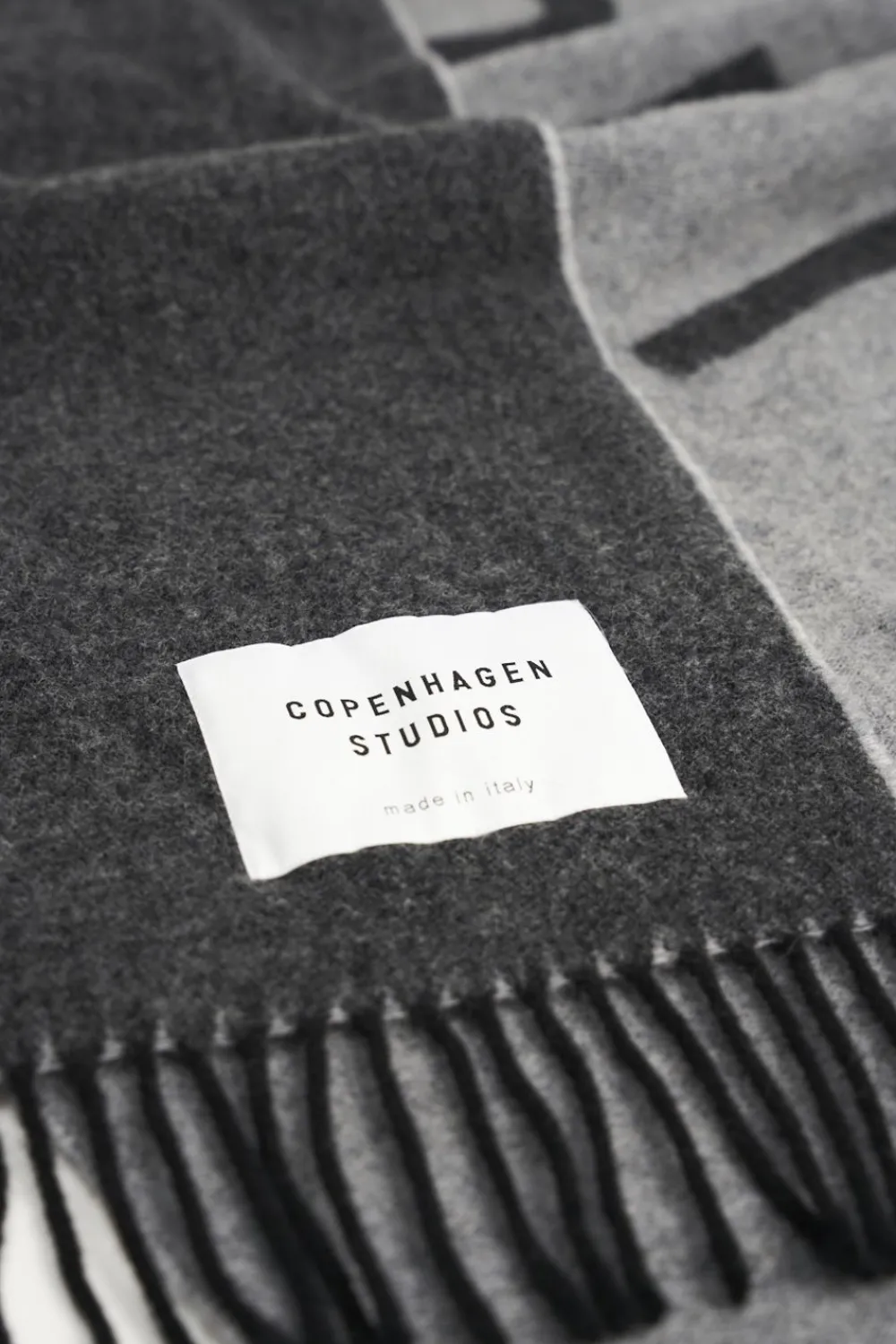 COPENHAGEN STUDIOS Cph Shawl 1 Wool Mix- Sjaals