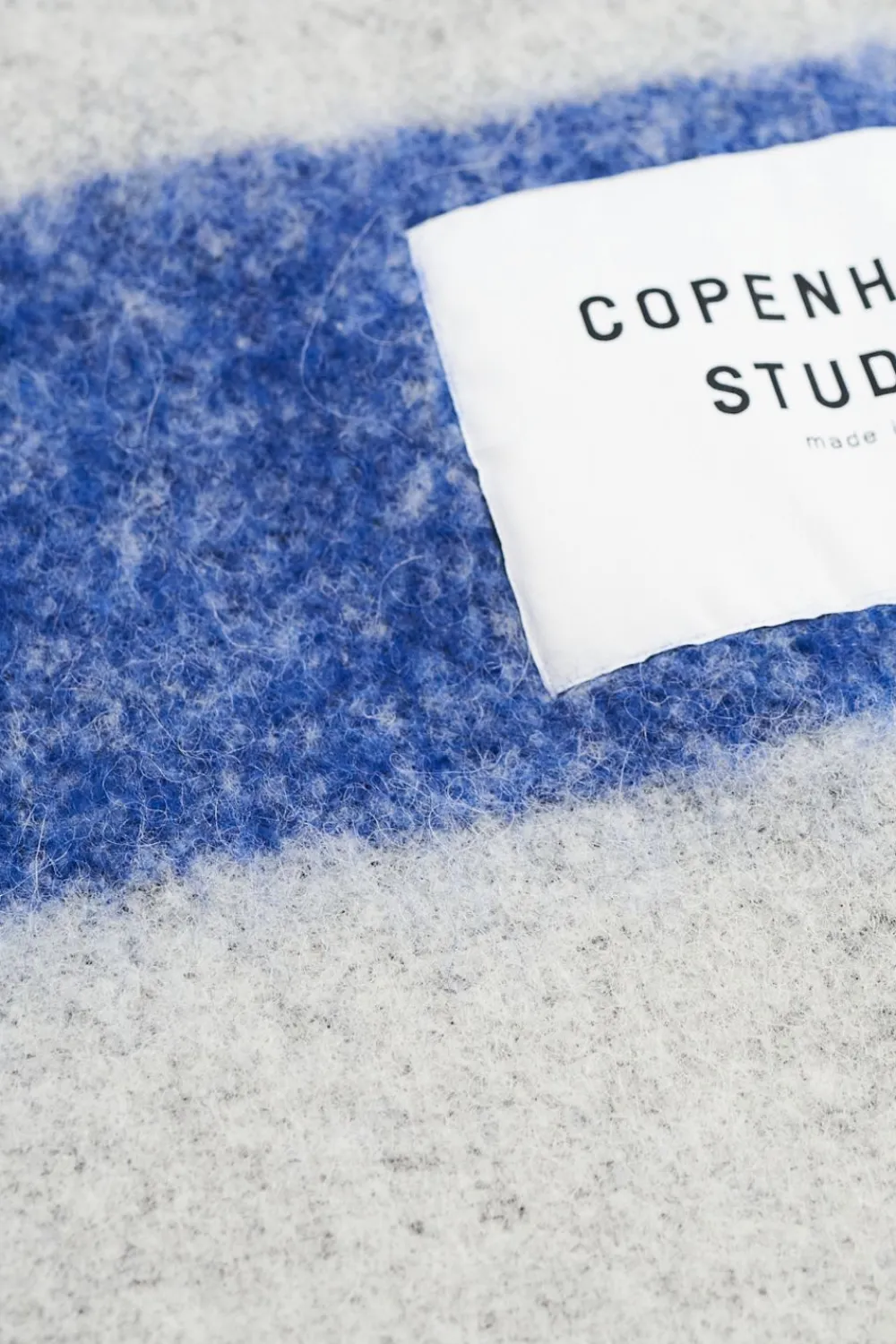 COPENHAGEN STUDIOS Cph Shawl 3 Wool Mix- Sjaals
