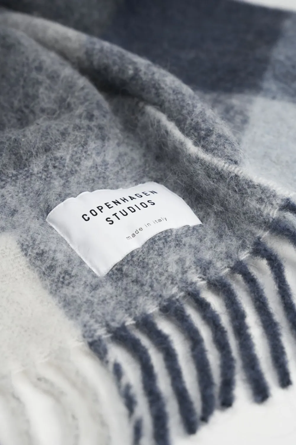 COPENHAGEN STUDIOS Cph Shawl 4 Wool Mix- Sjaals