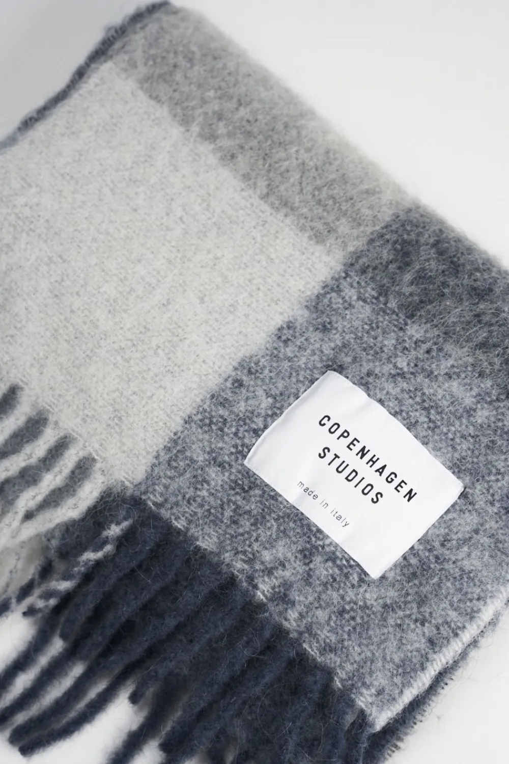 COPENHAGEN STUDIOS Cph Shawl 4 Wool Mix- Sjaals