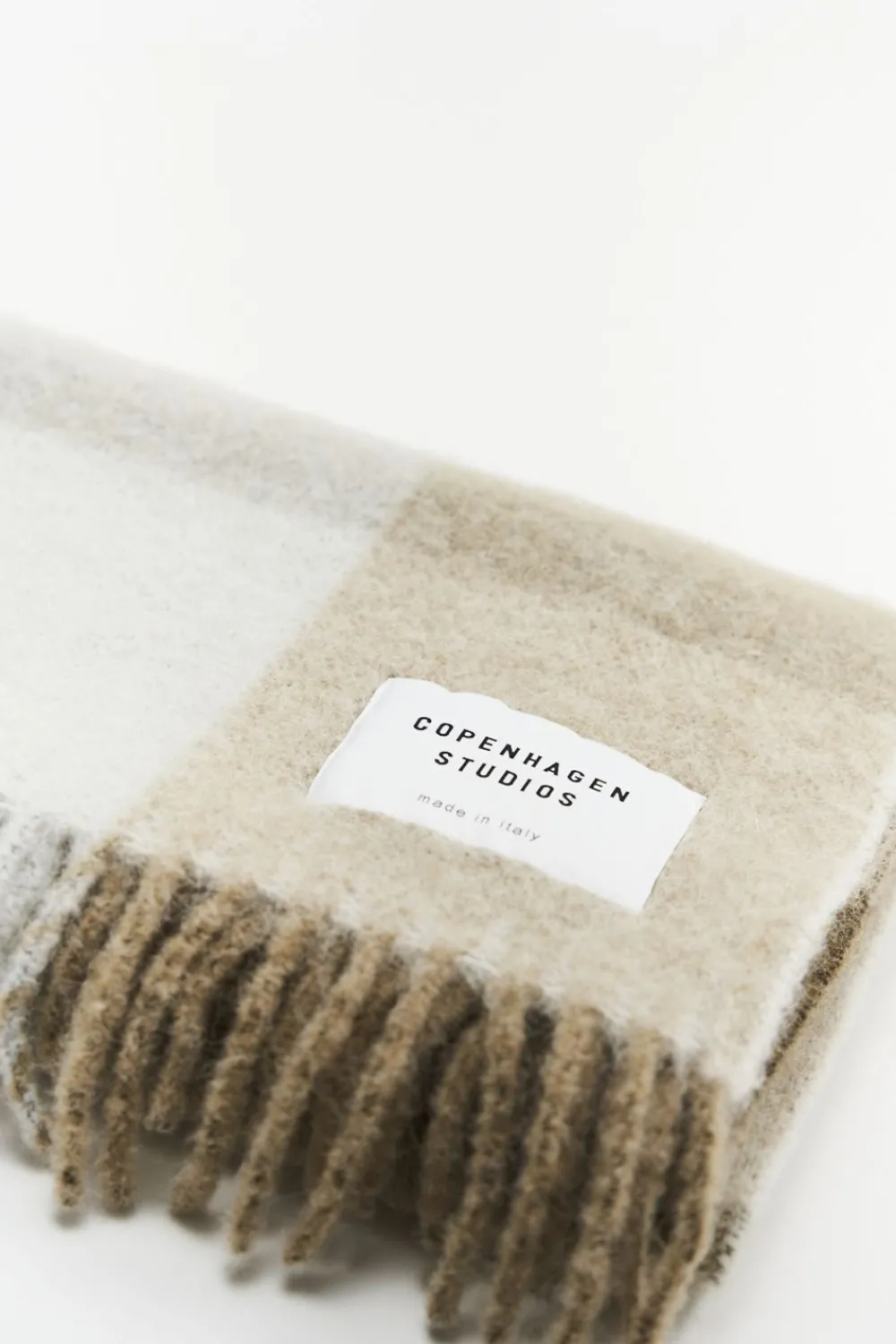 COPENHAGEN STUDIOS Cph Shawl 4 Wool Mix- Sjaals